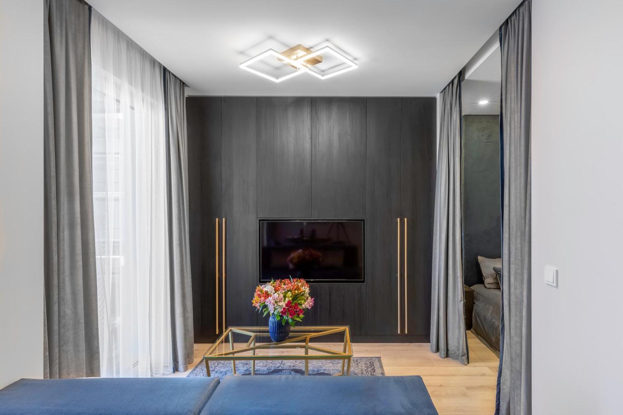 Butas Central Apartment *