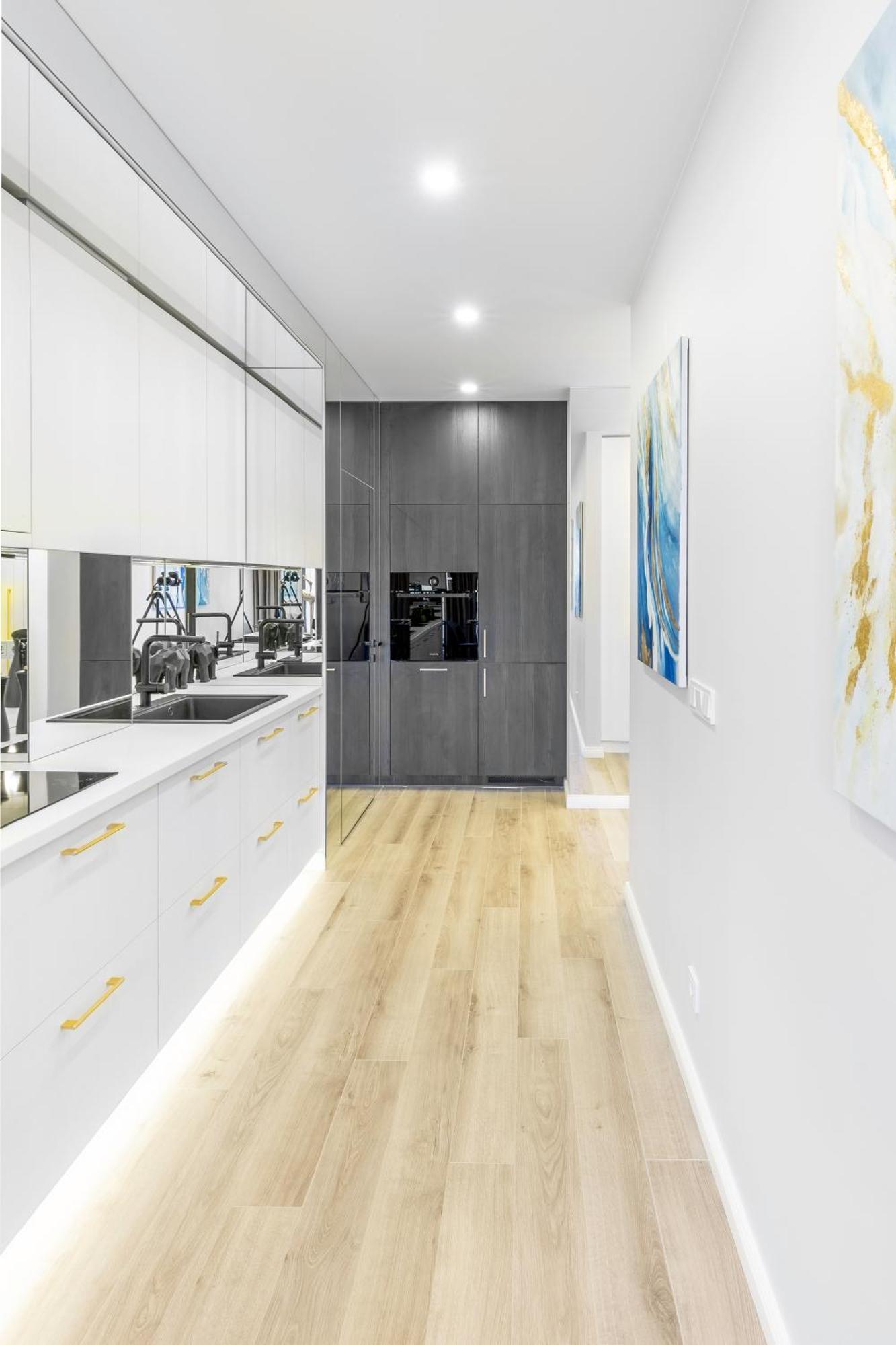 Central Apartment Butas